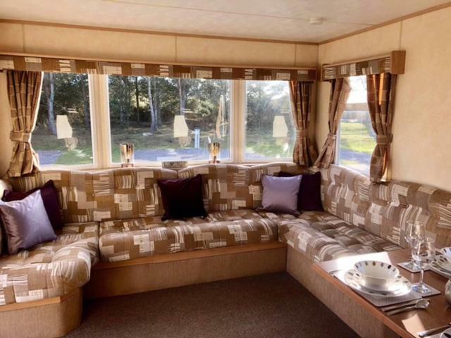 Caravan 50. Nairn lochloy holiday park Exterior foto